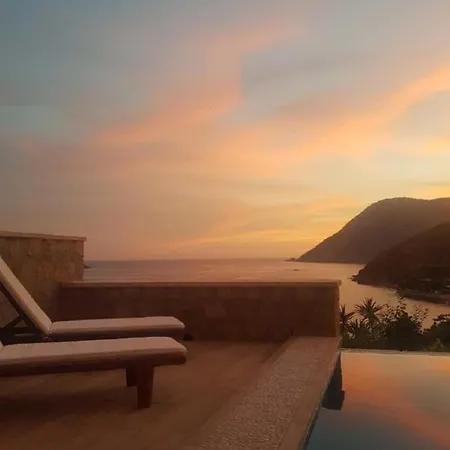 Alykes Apartamento *