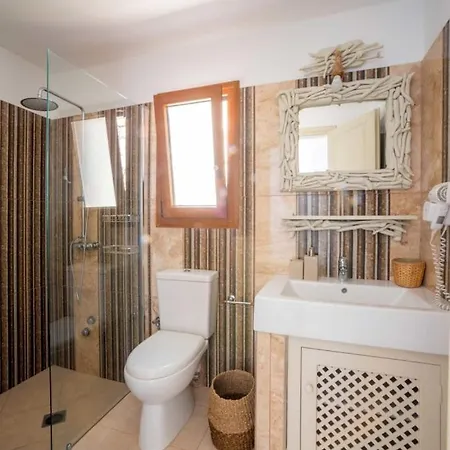 Alykes Apartamento *